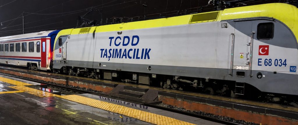 Klasik-Trenle-Yolculuk-1024x430